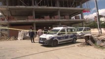 İSTANBUL-ARNAVUTKÖY'DE İNŞAATIN 2. KATINDAN DÜŞEN İŞÇİ HAYATINI KAYBETTİ