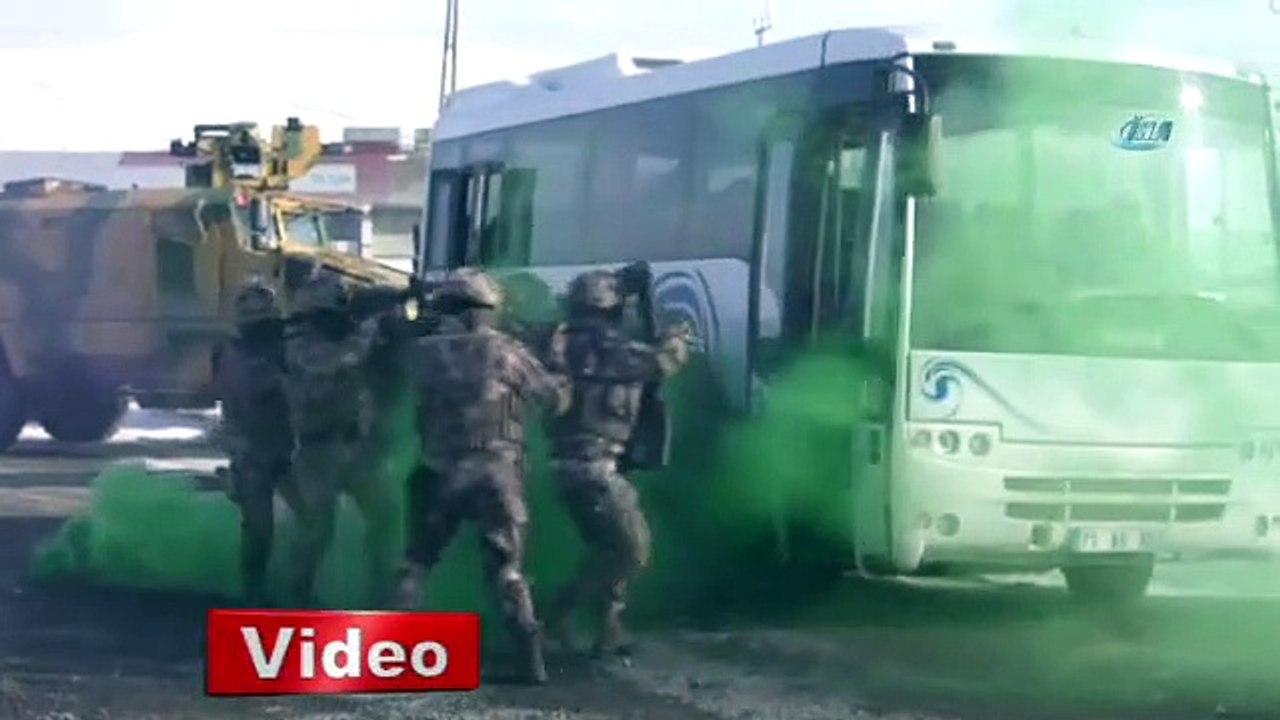 Özel Harekat'tan nefes kesen tatbikat
