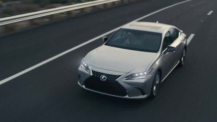 Weltpremiere für den neuen Lexus ES Trailer