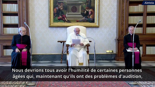 Le pape appelle à ne pas mépriser la prière vocale