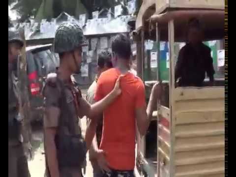 লক্ষ্মীপুরে ব্যালট পেপার ছিনতাই - Jagonews24.com