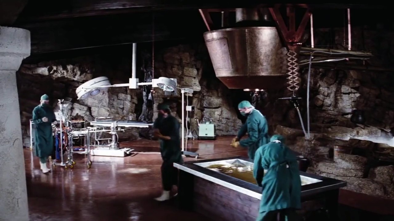 DIAMONDS ARE FOREVER Trailer (1971)