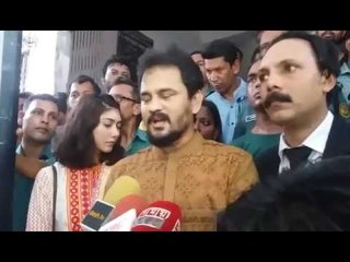 ইমরানের ওপর ছাত্রলীগের ‘ডিম হামলা’ - Jagonews24.com