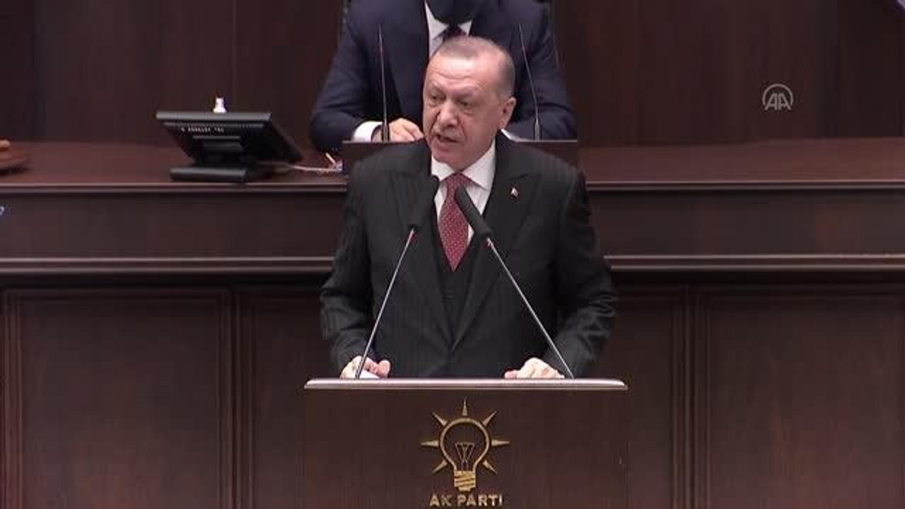 Son dakika haberleri! Cumhurbaşkanı Erdoğan: "Dışişleri Bakanımıza Yunan Dışişleri Bakanı ile yaptığı görüşmede vermiş olduğu cevaplar sebebiyle teşekkür ediyorum"