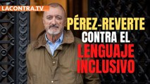 Un libro de Historia con lenguaje inclusivo, denuncia viral de Pérez-Reverte