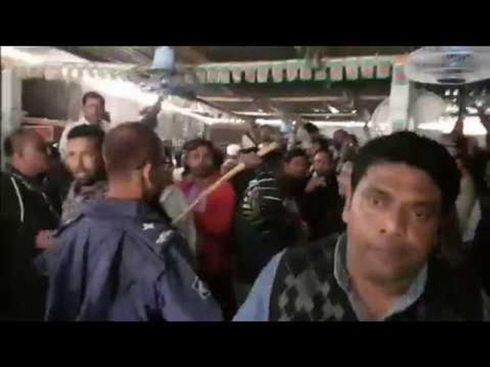 বিজয় দিবসের অনুষ্ঠান ঘিরে বিএনপির ধাওয়া-পাল্টা ধাওয়া - Jagonews24.com