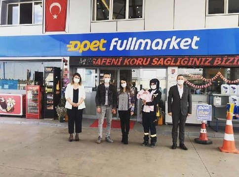 Sultanbeyli'de benzin istasyonunda süpriz doğum