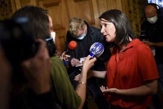 Nantes : des séances de développement personnel ésotériques pour la municipalité socialiste