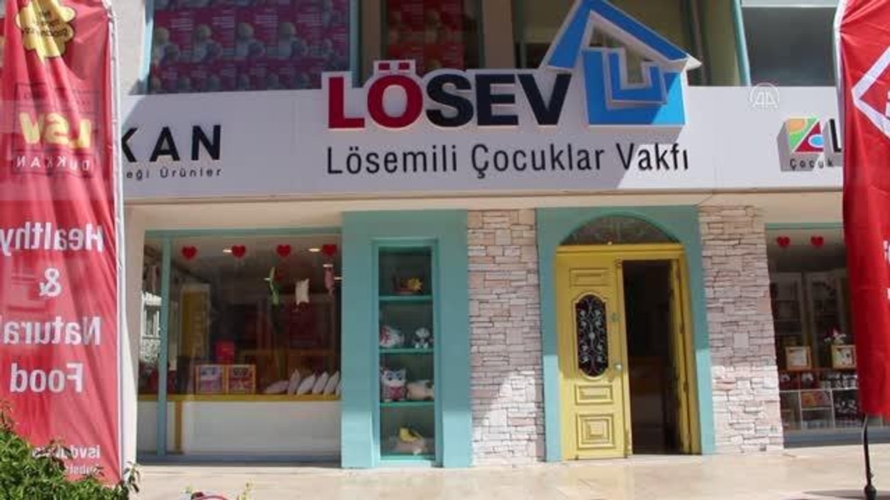 LÖSEV'in ramazan kolileri ihtiyaç sahiplerine ulaştırılıyor