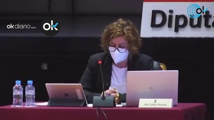 Alba Doblas (IU), a los hombres del PP: "Queréis libertad para maltratar a las mujeres y para violar"