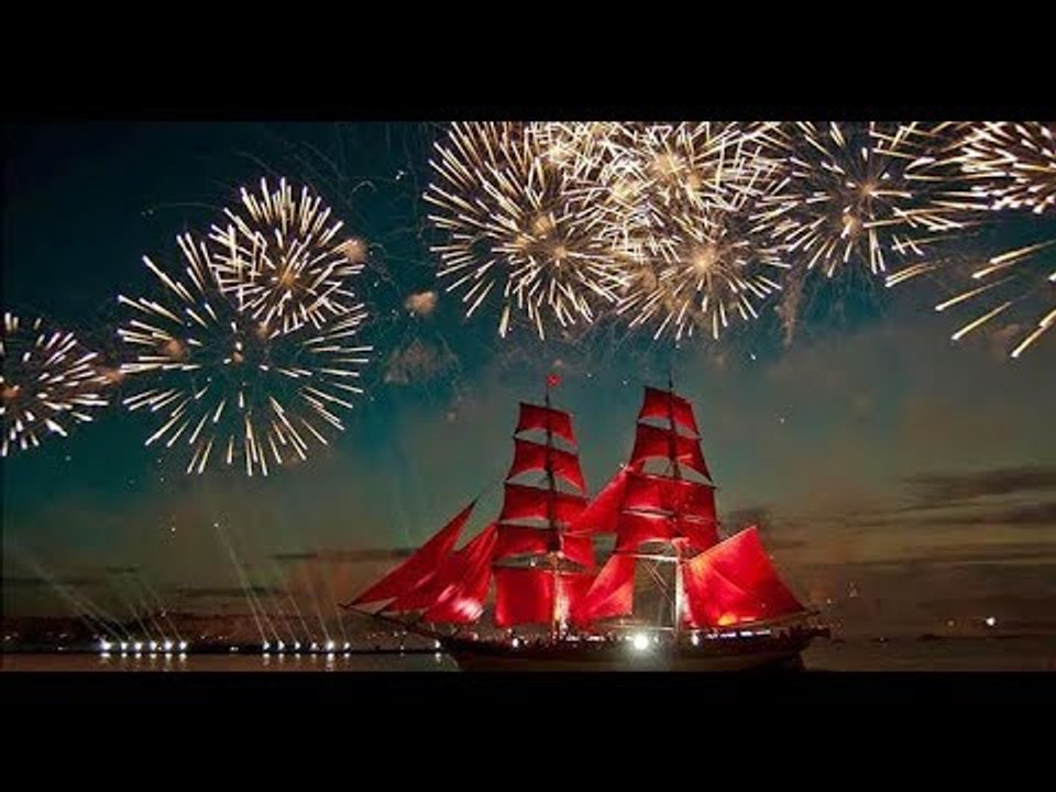 ২১ মিনিটের আতশবাজি রাঙিয়ে দিলো সেন্ট পিটার্সবার্গ || Jagonews24.com