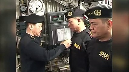 Indonésia busca submarino com 53 a bordo