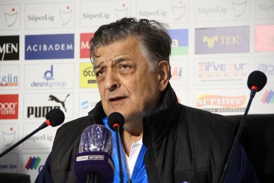 Yılmaz Vural: Türkiye liginde ilk defa VAR'a gidilmeden bir maç bitti