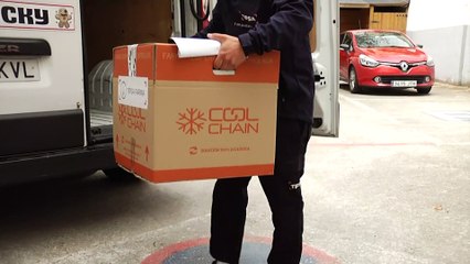 Llegada a Navarra de las  2.050 dosis de la vacuna de Janssen