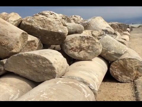 أثار بيروت تُرمى في المجهول - نعيم برجاوي