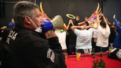 Polícia interrompe balada clandestina