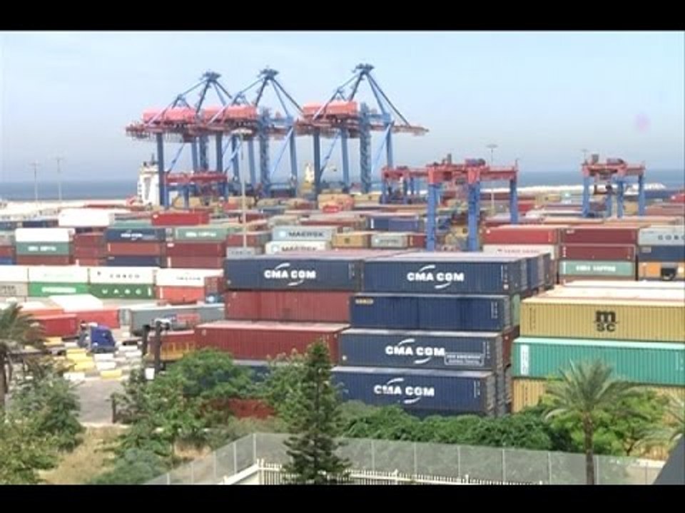 وزيرا الأشغال والاقتصاد معا في المرفأ  -  ليال سعد