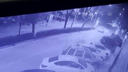 İki otomobilin çarpıştığı kazada 2 kişi yaralandı