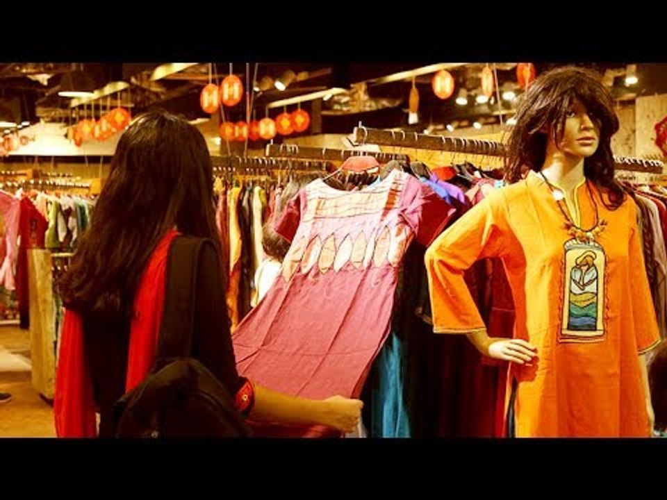 দেশী দশ এ সুতি থ্রি পিসে মজছে নারী | jagonews24.com