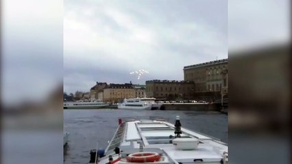 15 savaş jeti gökyüzünde böyle uçtu