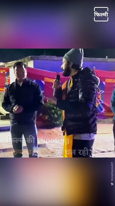 Here Are Some Cute Moments Of Anushka Sharma And Viral Kohli Spending Time With Dogs