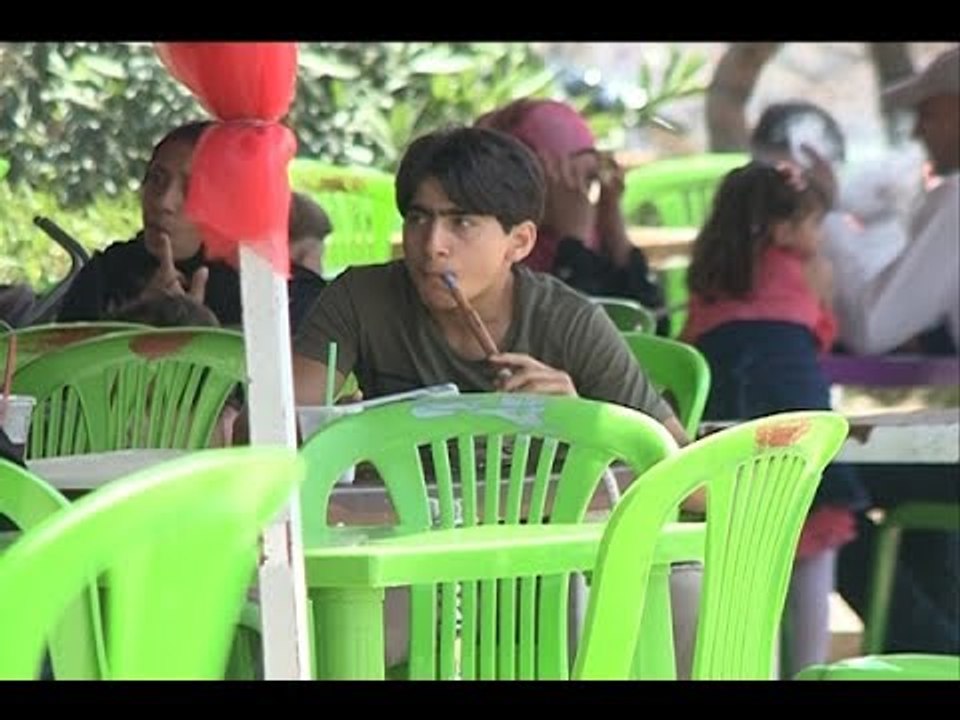 أطفال النرجيلة جيل مريض...ما الذي يدفعهم الى تعاطيها؟ - جويل الحاج موسى