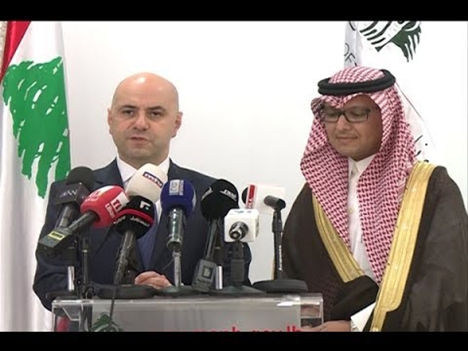 البخاري يزور حاصباني ويقدم مساعدة للقطاع الصحي في لبنان
