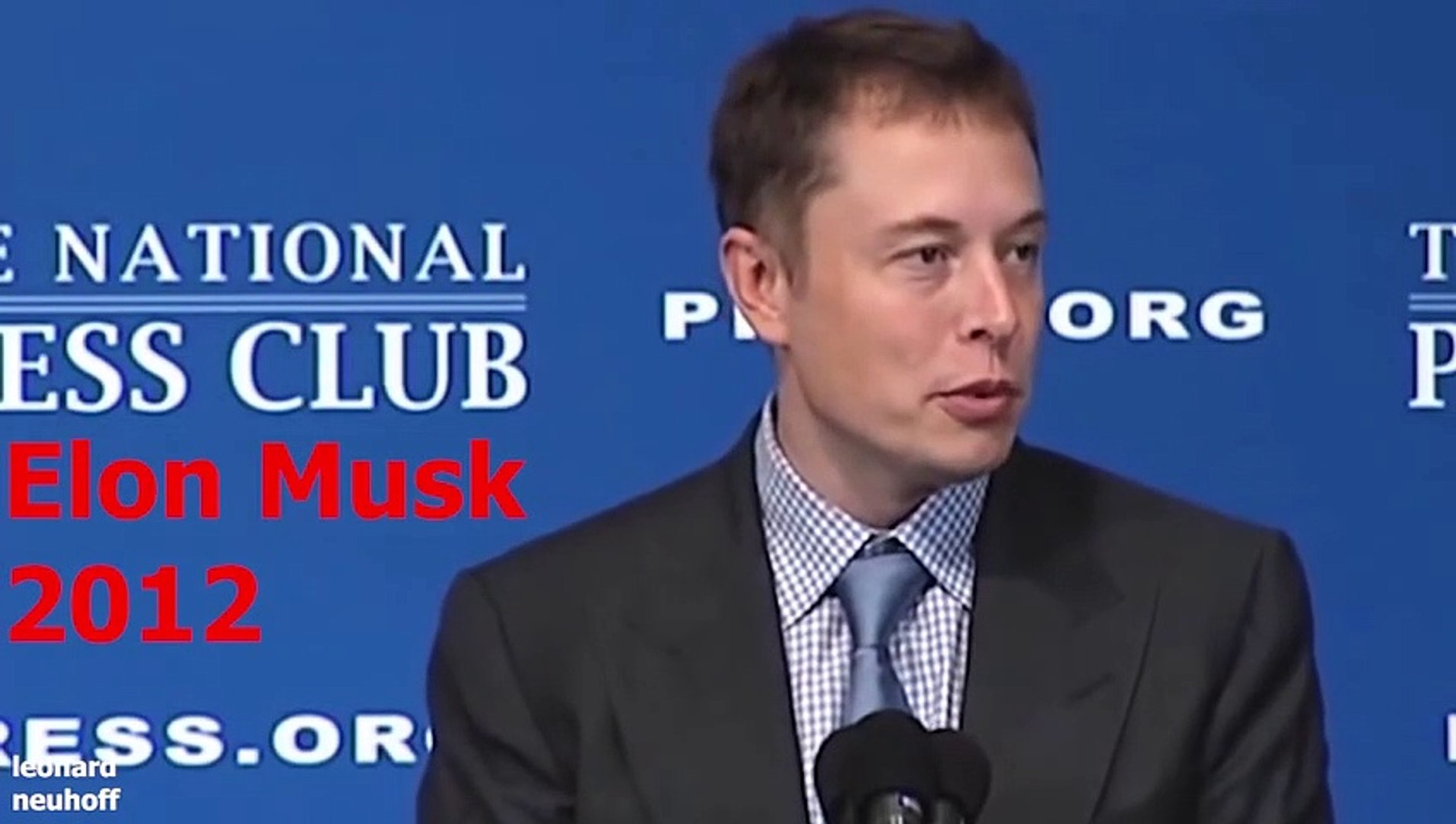 ⁣Elon Musk kicks Jeff Bezos ass