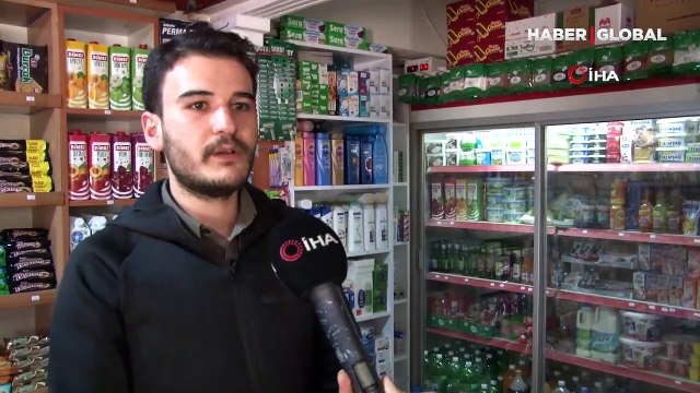 Gizemli hayırsever bakkal bakkal dolaştı veresiye defterlerindeki borçları kapattı