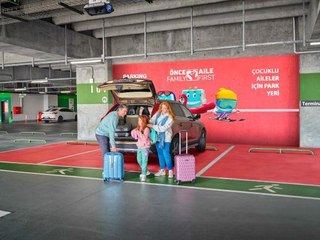 İSTANBUL HAVALİMANI'NDA 'ŞİMDİ ÇOCUKLARIN ZAMANI'