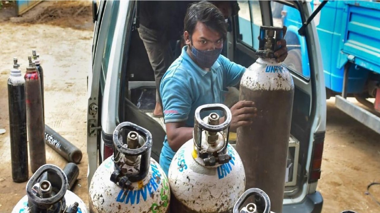 Beg, borrow or steal, but provide oxygen: Delhi HC to Centre