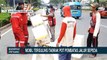 Mobil Terguling Tabrak Pot Pembatas Sepeda