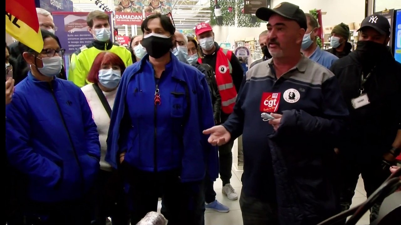 Carrefour Port-de-Bouc : débrayage des salariés pour soutenir leurs collègues