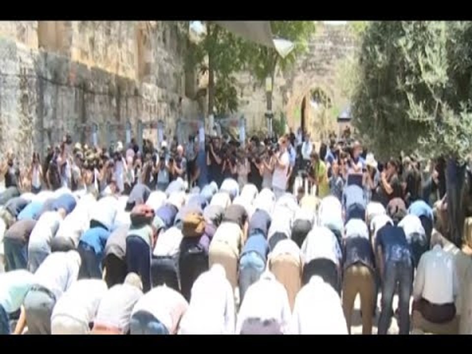 إسرائيل تنسق مع دول عربية لنصب بوابات إلكترونية قبالة الأقصى - آدم شمس الدين