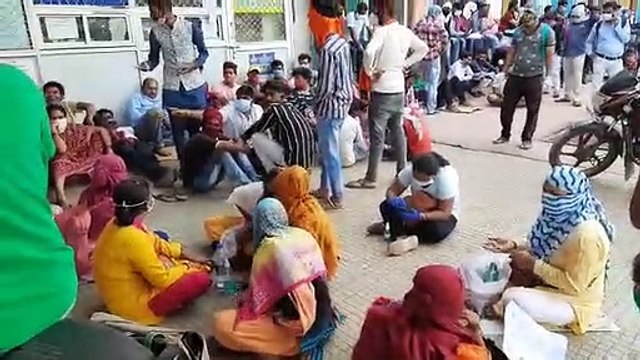 छत्तीसगढ़ के सबसे बड़े अस्पताल में Remdesivir के लिए लोगों की लंबी कतार