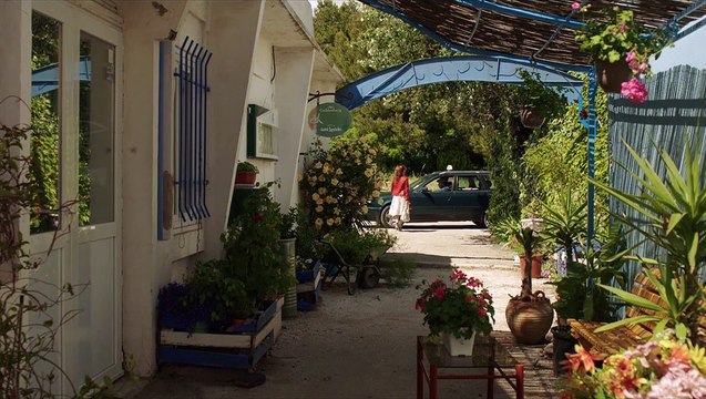 AU FIL D'ARIANE Film (2013) - Ariane Ascaride, Jacques Boudet, Jean-Pierre Darroussin