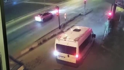 Hırsızlık şebekesine yönelik operasyonda 4 kişi gözaltına alındı