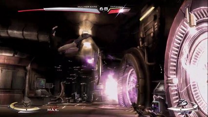 ZERANDO COM A MULHER GATO - INJUSTICE NA TV ATITUDE
