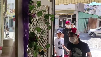 Datça'da ADD üyelerinden çocuklara 23 Nisan hediyesi