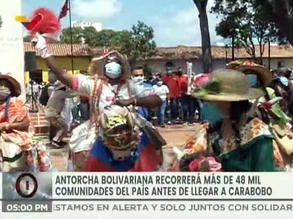 Petare se ilumina con el paso de la Antorcha Libertaria y Bolivariana en su Ruta del Fuego Patrio