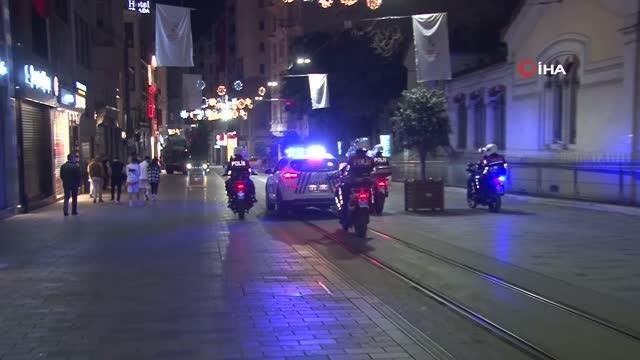 Son dakika haber! Beyoğlu'nda polis ekipleri denetimlerini sıkılaştırdı, kısıtlamada sokaklar boş kaldı
