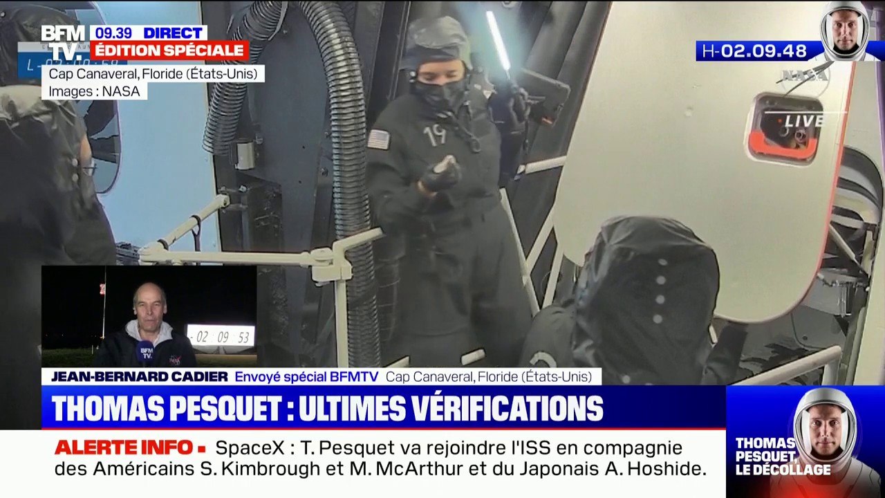 En position de lancement, les 4 astronautes vont effectuer les tests de communication avant le décollage