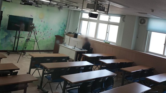 전교조, 갑질·비위 의혹 제기된 교장 특별감사 요구 / YTN