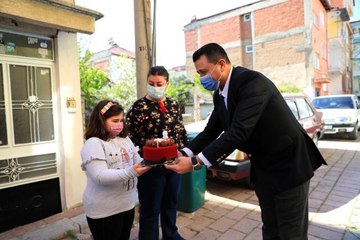 Pamukkale Belediyesinden çocuklara 23 Nisan hediyesi