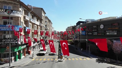 Nevşehir’de caddeler Türk Bayraklarıyla donatıldı