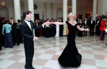 John Travolta se confie sur sa soirée féerique avec la Princesse Diana