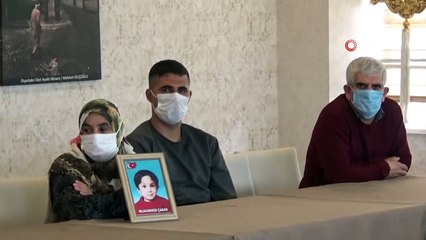 Sokağa çıkma kısıtlaması ailelerin evlat nöbetini kısıtlamadı...Eylemlerine kaldıkları otelde devam ettiler