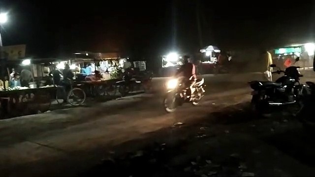 नाईट कर्फ्यू का नहीं दिख रहा असर,दुकाने खुली