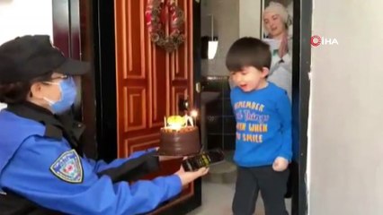 23 Nisan doğumlu çocuklara yaş günü sürprizi