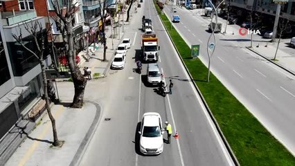 Şehri ablukaya alan polis ekipleri, kuş uçurtmuyor